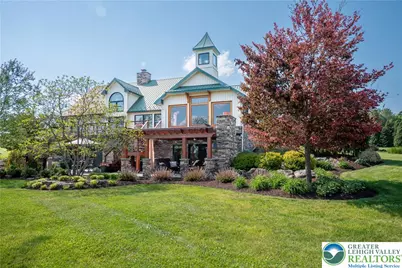 5136 Old Carriage Road, East Allen Township, PA 18067 - Photo 9