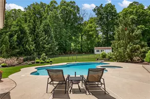 1880 Hamilton Dr, Lower Milford Township, PA 18036 - Photo 35