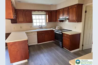 1929 Earls Court, Salisbury Township, PA 18103 - Photo 3