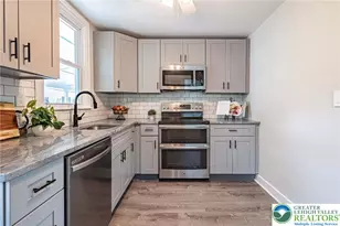 178 W Berger St, Emmaus Boro, PA 18049 - Photo 9
