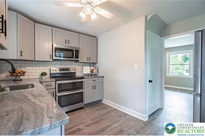 178 W Berger Street, Emmaus Boro, PA 18049 - Photo 11
