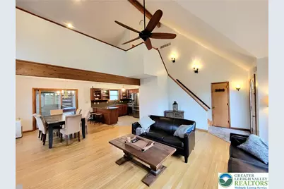444 Clearview Drive, Long Pond, PA 18334 - Photo 3