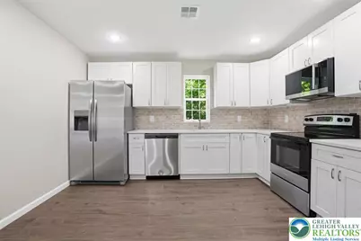 453 S Walnut Street, Slatington Boro, PA 18080 - Photo 7