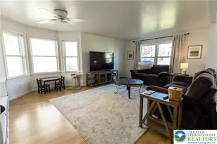 323 Surrey Pl, Macungie Boro, PA 18062 - Photo 5