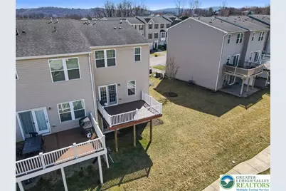 10 White Rose Lane, Palmer Twp, PA 18045 - Photo 5