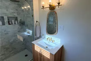 389 Barrett Rd, Emmaus Boro, PA 18049 - Photo 25