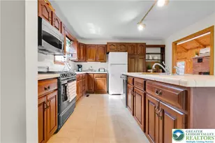 426 Moravian St, Nazareth Boro, PA 18064 - Photo 49
