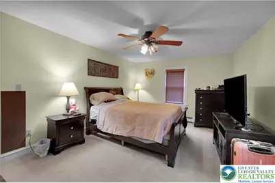 99 Garibaldi Avenue, Roseto, PA 18013 - Photo 15