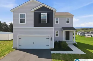 561 E 4th St, Penn Twp, PA 19506 - Photo 7