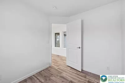 1318 Aylesbury Road, Lehigh Township, PA 18088 - Photo 25