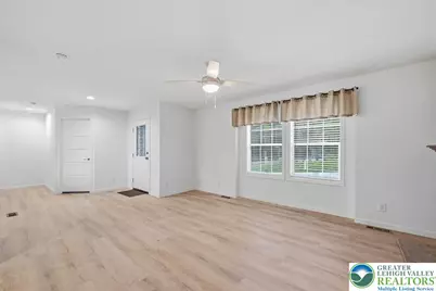 3987 Hastings Road, Lehigh Township, PA 18088 - Photo 9