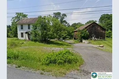 981 Riverview Drive, Lehigh Township, PA 18088 - Photo 1