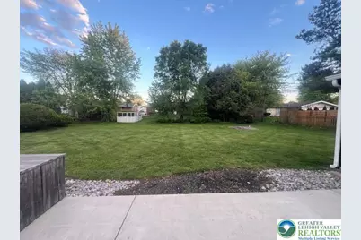 2540 Stanley, South Whitehall Township, PA 18104 - Photo 21