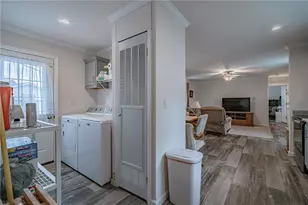 1190 Grange Rd, Upper Macungie Township, PA 18106 - Photo 13