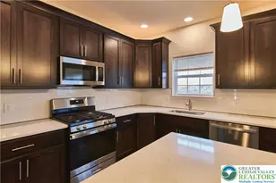 6653 Stein Way, Lower Macungie Township, PA 18062 - Photo 5