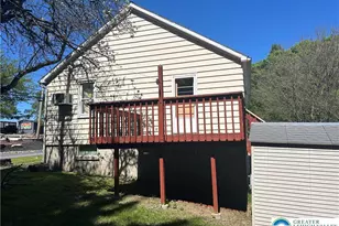 544 Moorestown Dr, Moore Township, PA 18014 - Photo 9