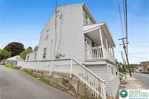24 N 13th St, Easton, PA 18042 - Photo 3