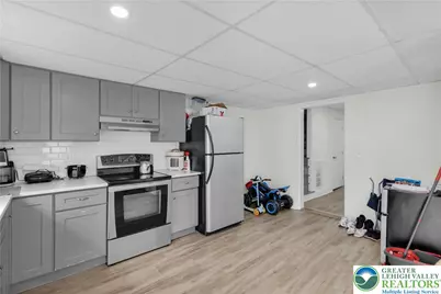 24 N 13th Street, Easton, PA 18042 - Photo 5
