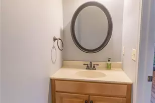 1213 Bradford St, Allentown City, PA 18103 - Photo 9