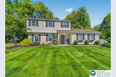 556 Grapevine Drive, Hatfield Twp, PA 19440 - Photo 1