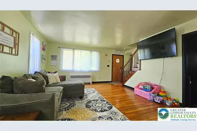 848 S Hoffert Street, Fountain Hill Boro, PA 18015 - Photo 3