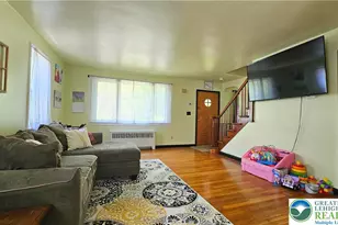 848 S Hoffert St, Fountain Hill Boro, PA 18015 - Photo 3