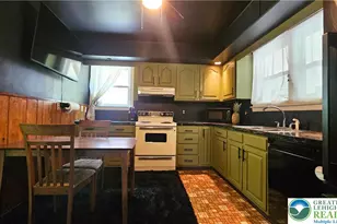 848 S Hoffert St, Fountain Hill Boro, PA 18015 - Photo 9