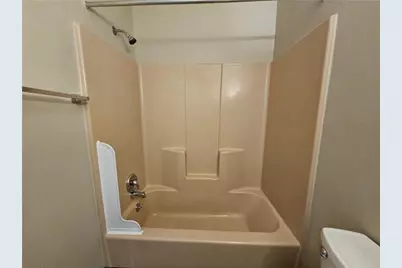 3028 S Pike Avenue #6, Salisbury Township, PA 18103 - Photo 13