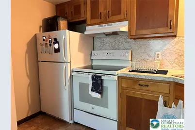 3028 S Pike Avenue #6, Salisbury Township, PA 18103 - Photo 9