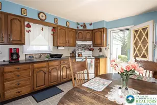 2135 Lafayette Ave, Bethlehem City, PA 18017 - Photo 7