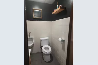 754 Cherokee Street, Fountain Hill Boro, PA 18015 - Photo 11
