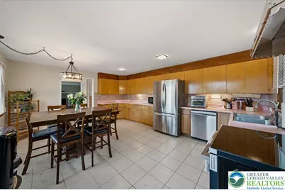 1115 Crestview Drive, Stroud Twp, PA 18360 - Photo 11