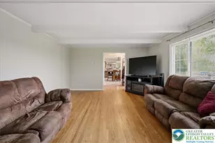 1115 Crestview Dr, Stroud Twp, PA 18360 - Photo 5