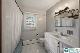 1115 Crestview Dr, Stroud Twp, PA 18360 - Photo 17