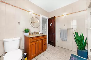 2055 Ferry St, Wilson Boro, PA 18042 - Photo 13