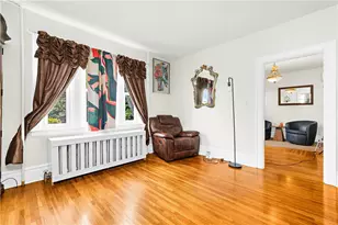 2055 Ferry St, Wilson Boro, PA 18042 - Photo 9