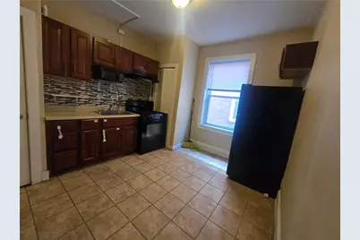 218 S 15th Street #11, Allentown City, PA 18102 - Photo 3