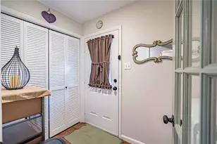 2807 Springhaven Pl, Macungie Boro, PA 18062 - Photo 11
