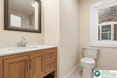 1930 Broad Street W, Bethlehem City, PA 18018 - Photo 21