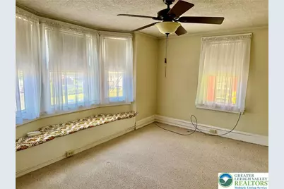 607 N Clewell Street, Fountain Hill Boro, PA 18015 - Photo 17