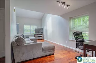 5749 Snowy Orchid Ln, Allentown City, PA 18104 - Photo 9
