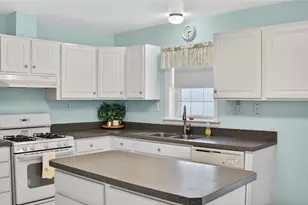 698 San Simeon Pl, Forks Twp, PA 18040 - Photo 21