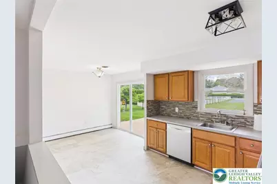3516 Whitney Avenue, Palmer Twp, PA 18045 - Photo 5