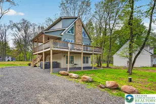 37 Frost Ln, Penn Forrest, PA 18210 - Photo 3
