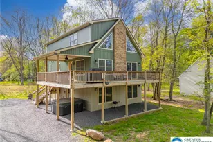 37 Frost Ln, Penn Forrest, PA 18210 - Photo 7