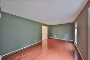 6017 Helen Dr, Upper Macungie Township, PA 18104 - Photo 15
