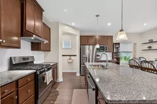 814 Blackheath Ln, North Catasauqua Bor, PA 18032 - Photo 19