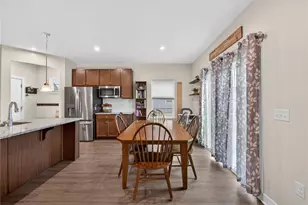 814 Blackheath Ln, North Catasauqua Bor, PA 18032 - Photo 15
