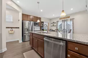 814 Blackheath Ln, North Catasauqua Bor, PA 18032 - Photo 17