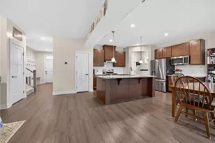 814 Blackheath Ln, North Catasauqua Bor, PA 18032 - Photo 21